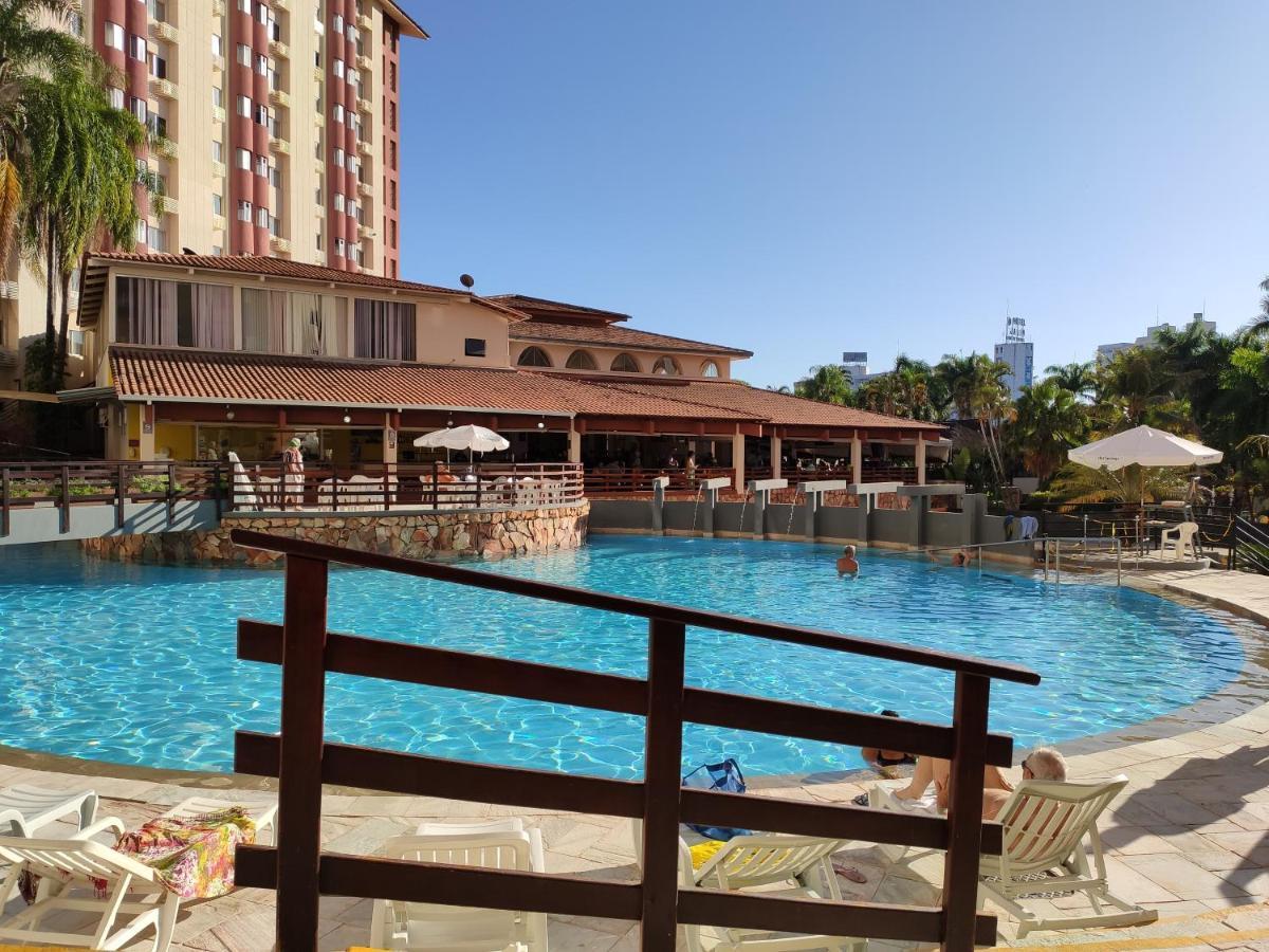 Suite Hot Springs B3 Hoteis Hospedagem - Ate 4 Adultos Caldas Novas Ngoại thất bức ảnh